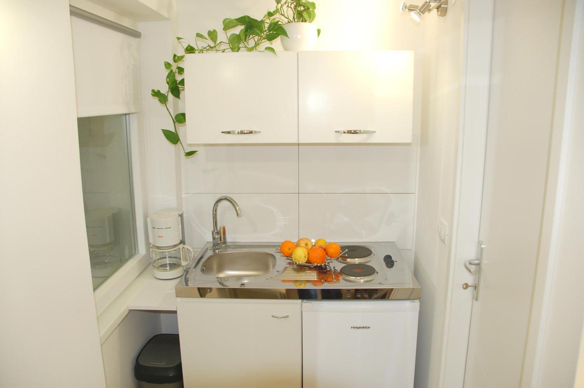 Studio "Sunrise" Ровинь Экстерьер фото